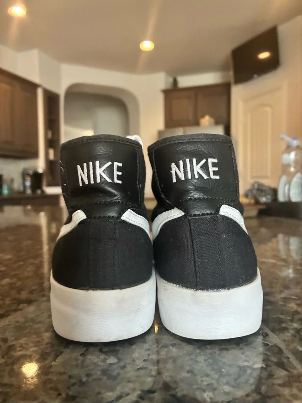 Nike blazer court